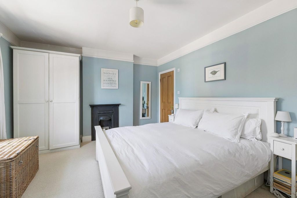 Additional image 12 of 3 bed semi-detached house for saleHulse Road, Salisbury SP1