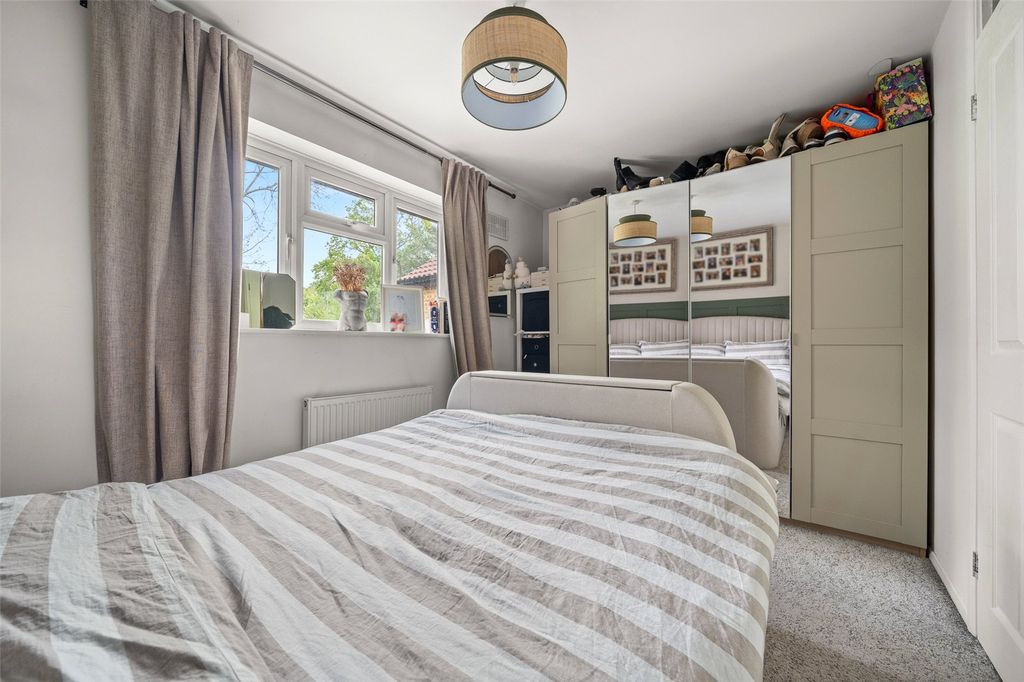 Additional image 8 of 2 bed terraced house for salePewsey Vale, Bracknell, Berkshire RG12
