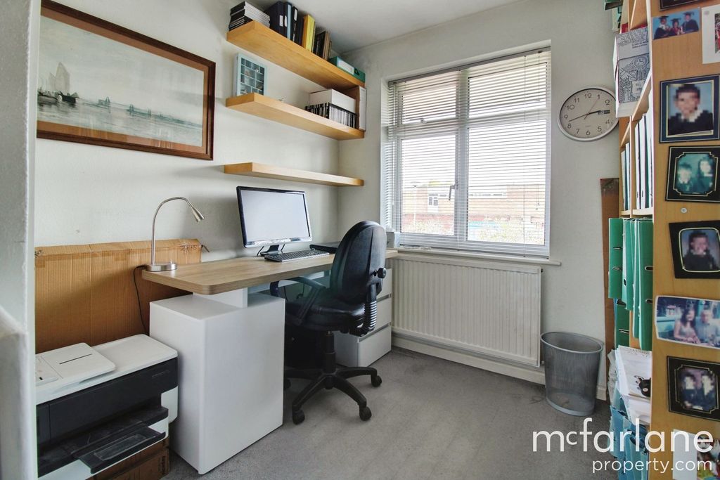 Additional image 10 of 5 bed detached house for saleWindsor Road, Swindon SN3