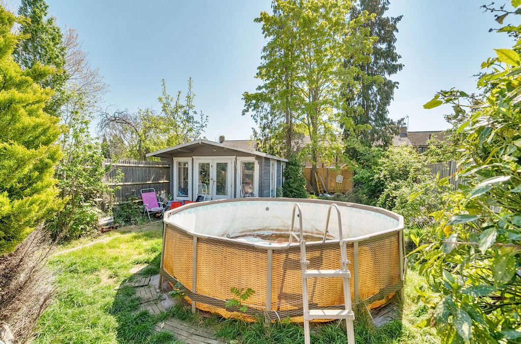 Additional image 5 of 4 bed semi-detached house for salePark Road, Bracknell, Berkshire RG12
