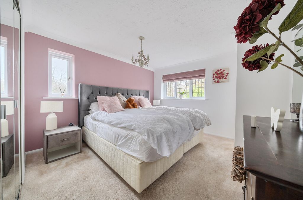 Additional image 7 of 4 bed detached house for saleCressida Chase, Warfield, Bracknell, Berkshire RG42