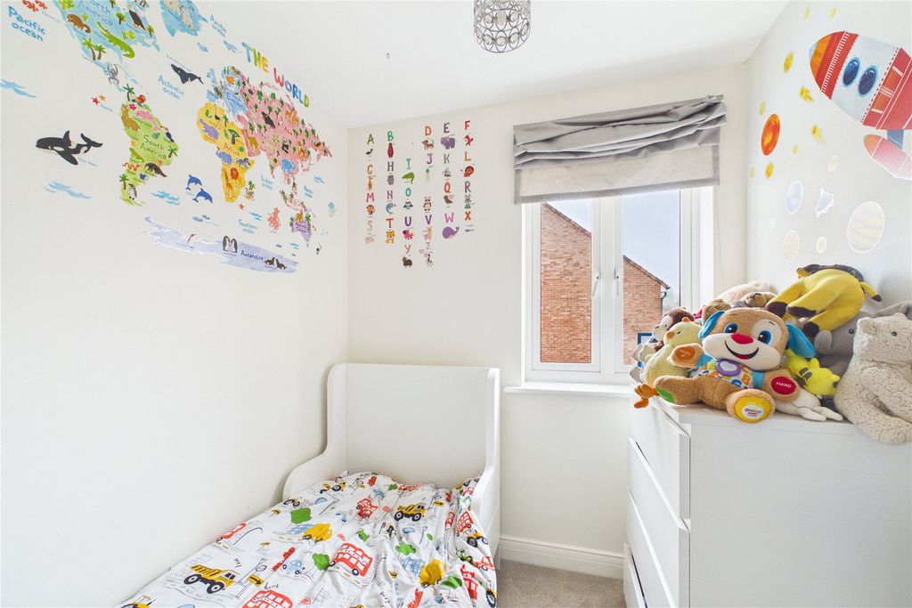 Additional image 11 of 4 bed semi-detached house for saleEagle Way, Bracknell, Berkshire RG12