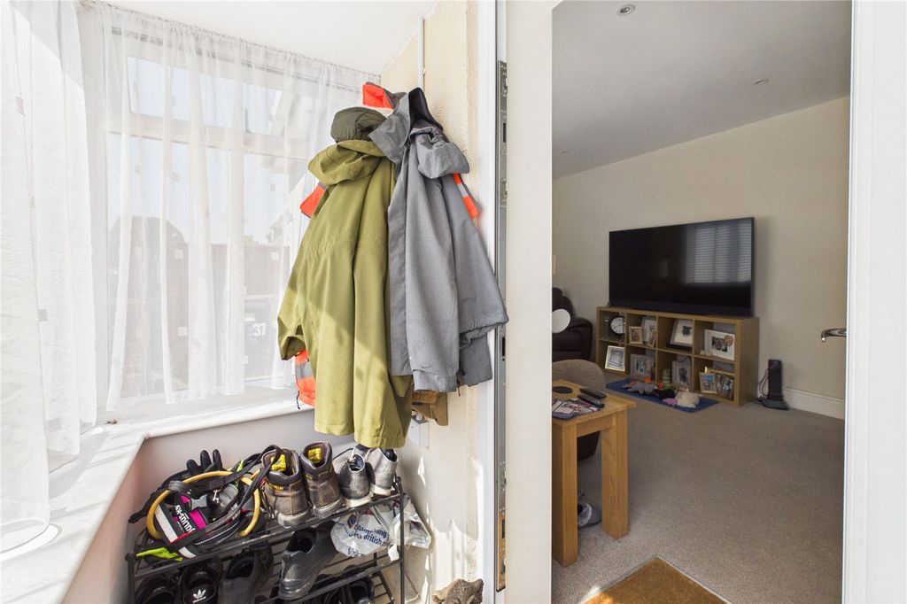 Additional image 8 of 3 bed bungalow for saleKingsdown Road, Kingsdown, Swindon SN2