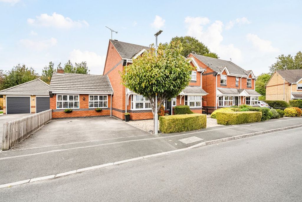 Additional image 22 of 4 bed detached house for saleWatermead, Swindon SN3