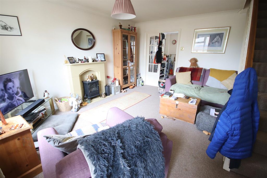 Additional image 2 of 3 bed end terrace house for saleDarcy Close, Chippenham SN15