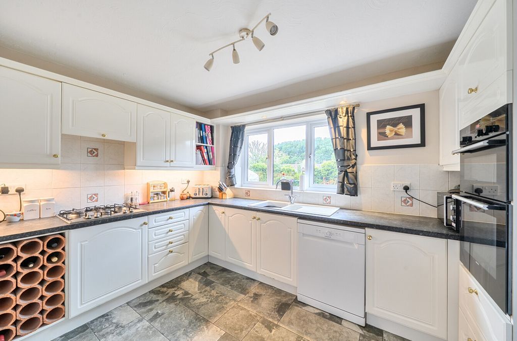 Additional image 13 of 4 bed detached house for saleJewel Close, Grange Park, Swindon SN5