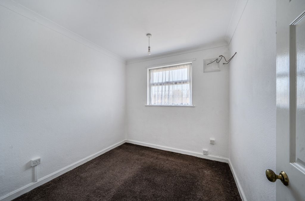 Additional image 9 of 3 bed semi-detached house for saleStation Road, Chiseldon, Swindon SN4