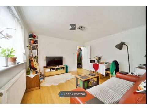 Paul Court, London N4