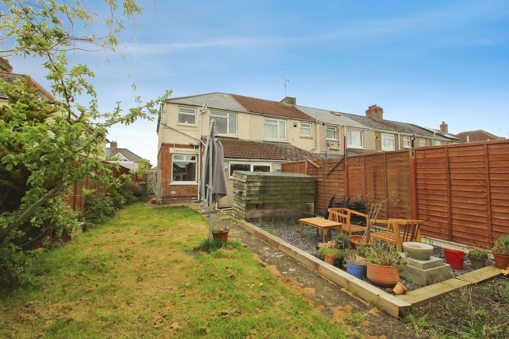 Additional image 10 of 2 bed end terrace house for saleWhitby Grove, Rodbourne Cheney SN2