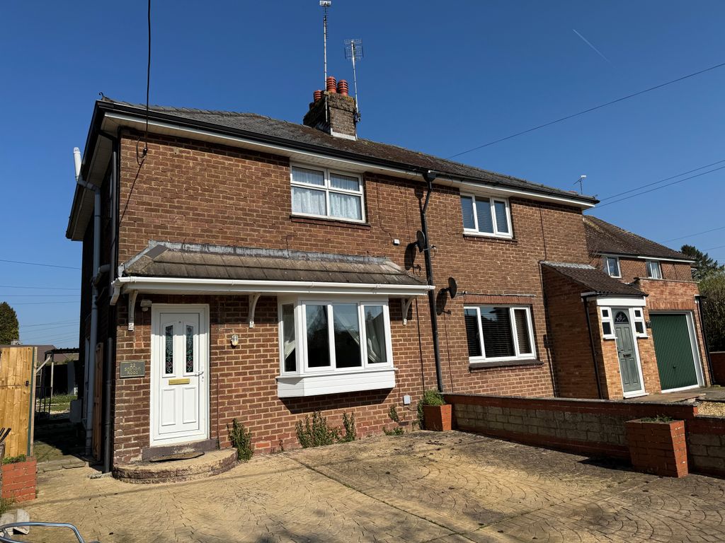 Additional image 13 of 3 bed semi-detached house for saleStation Road, Chiseldon, Swindon SN4