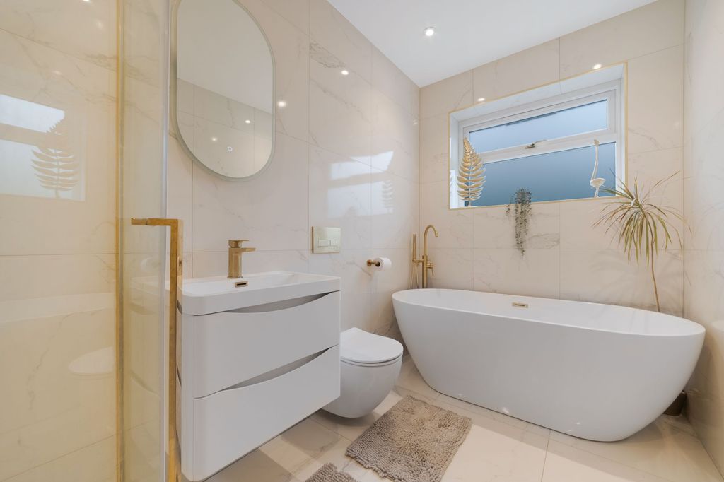 Additional image 8 of 3 bed link detached house for saleNew Road, Ascot SL5