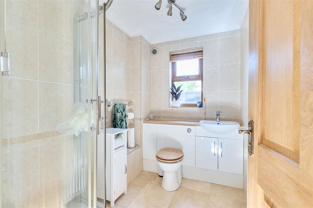 Additional image 9 of 3 bed detached bungalow for saleMalmesbury Road, Chippenham SN15