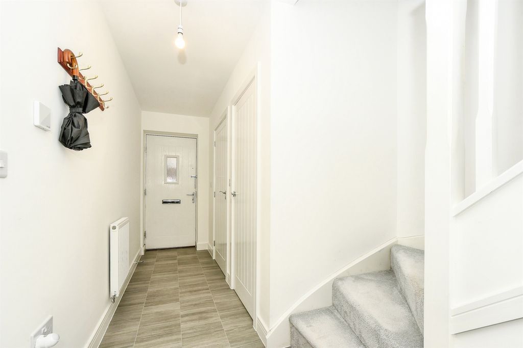 Additional image 6 of 4 bed detached house for saleMagdalene Close, South Marston, Swindon SN3