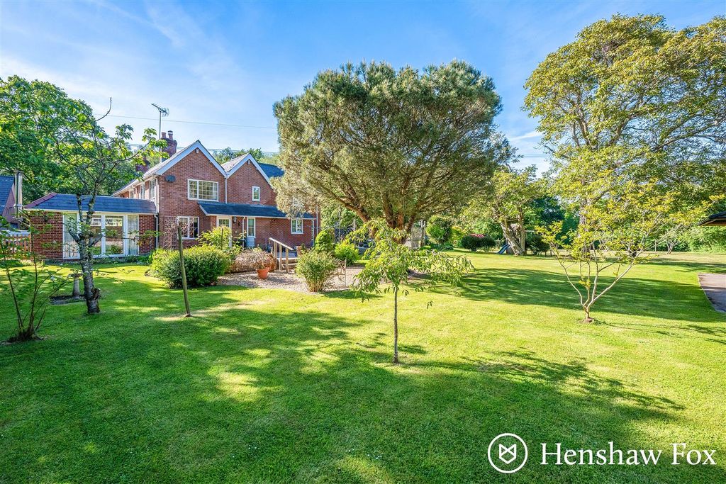 Additional image 26 of 7 bed detached house for saleSalisbury Road, Plaitford, Hampshire SO51