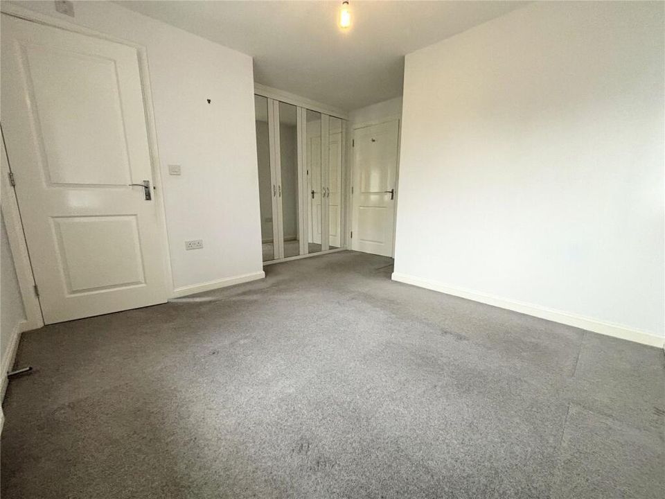 Additional image 5 of 3 bed semi-detached house for saleCulverhouse Road, Swindon SN1