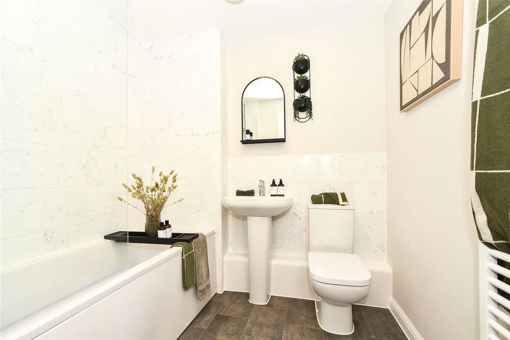 Additional image 6 of 2 bed flat for saleLangley Park, Chippenham, Wiltshire SN15