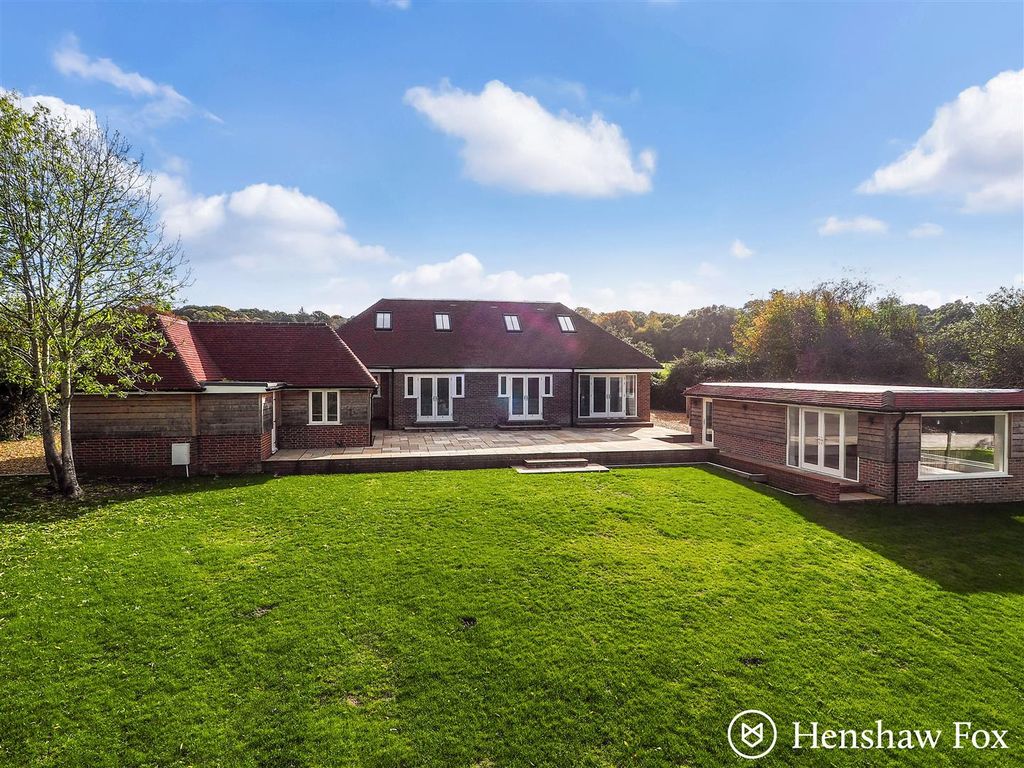 Additional image 2 of 4 bed detached house for saleThe Common, Woodgreen, Fordingbridge SP6