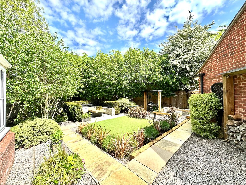 Additional image 11 of 5 bed detached house for saleGosling Close, Wanborough, Swindon SN4