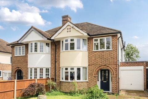 Crathie Road, London SE12