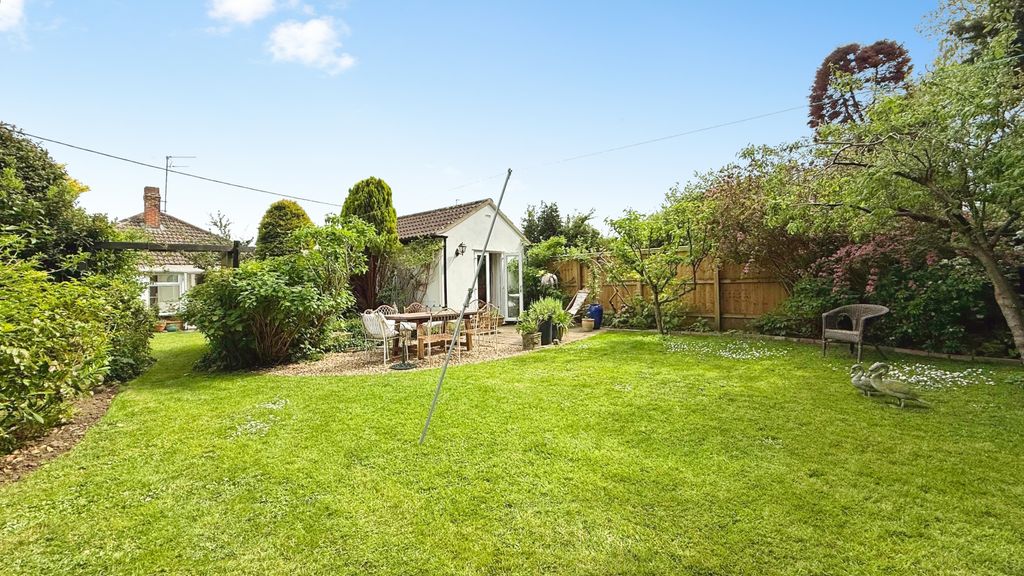 Additional image 2 of 3 bed detached bungalow for saleGreenway Gardens, Trowbridge BA14