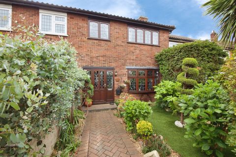 Eastern Avenue East, Romford, Essex RM1