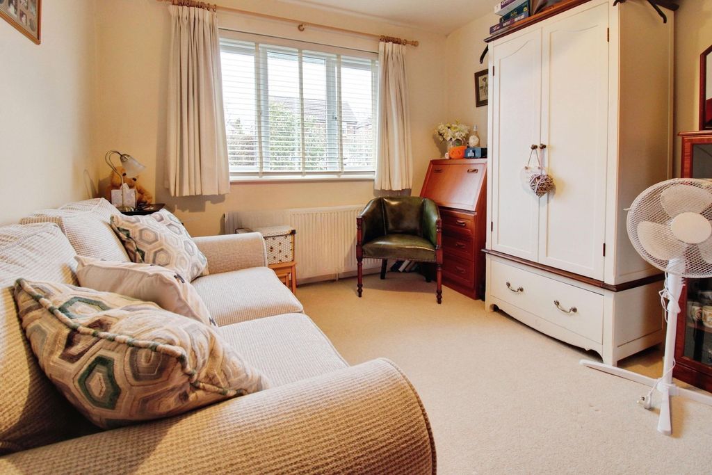 Additional image 12 of 2 bed detached bungalow for saleOkus Road, Swindon SN1