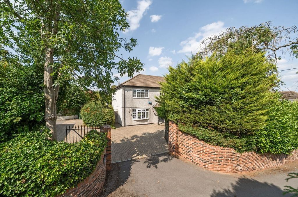 Additional image 22 of 5 bed detached house for saleNew Road, Chiseldon, Swindon SN4