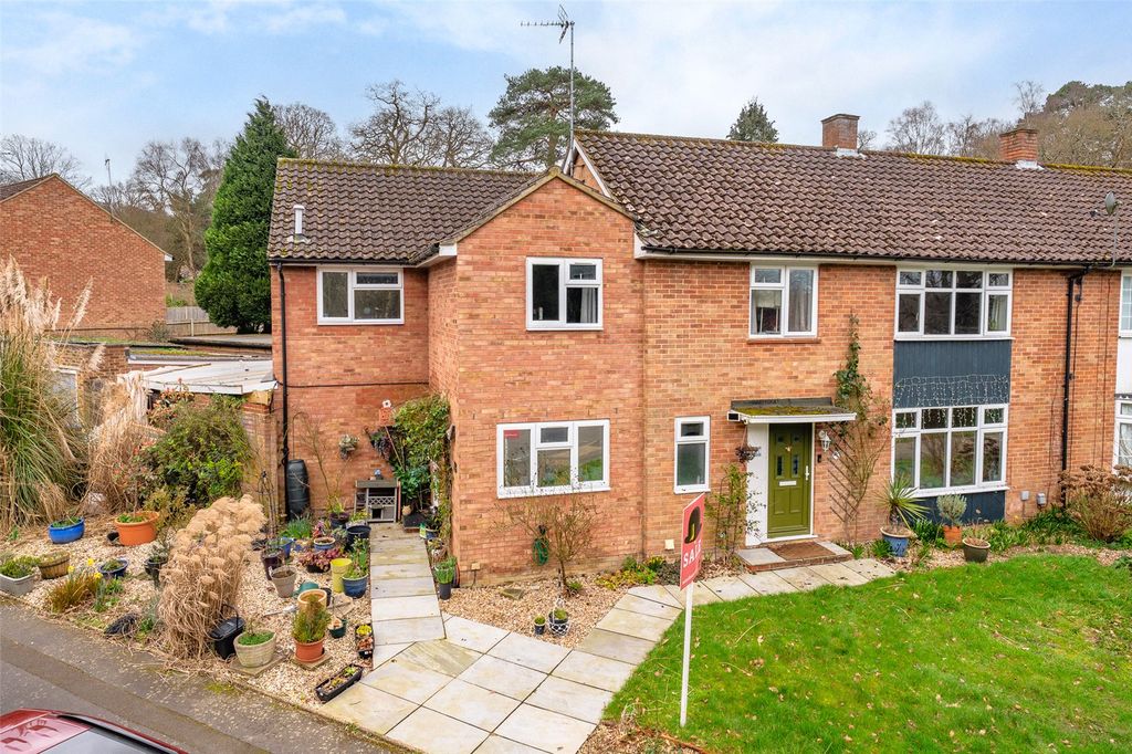 Additional image 18 of 4 bed detached house for saleBullbrook Drive, Bracknell, Berkshire RG12