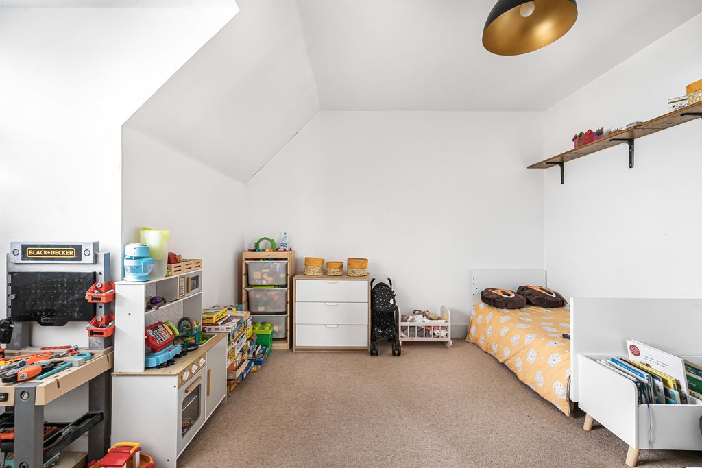 Additional image 13 of 4 bed end terrace house for saleAvenue De Gien, Malmesbury, Wiltshire SN16