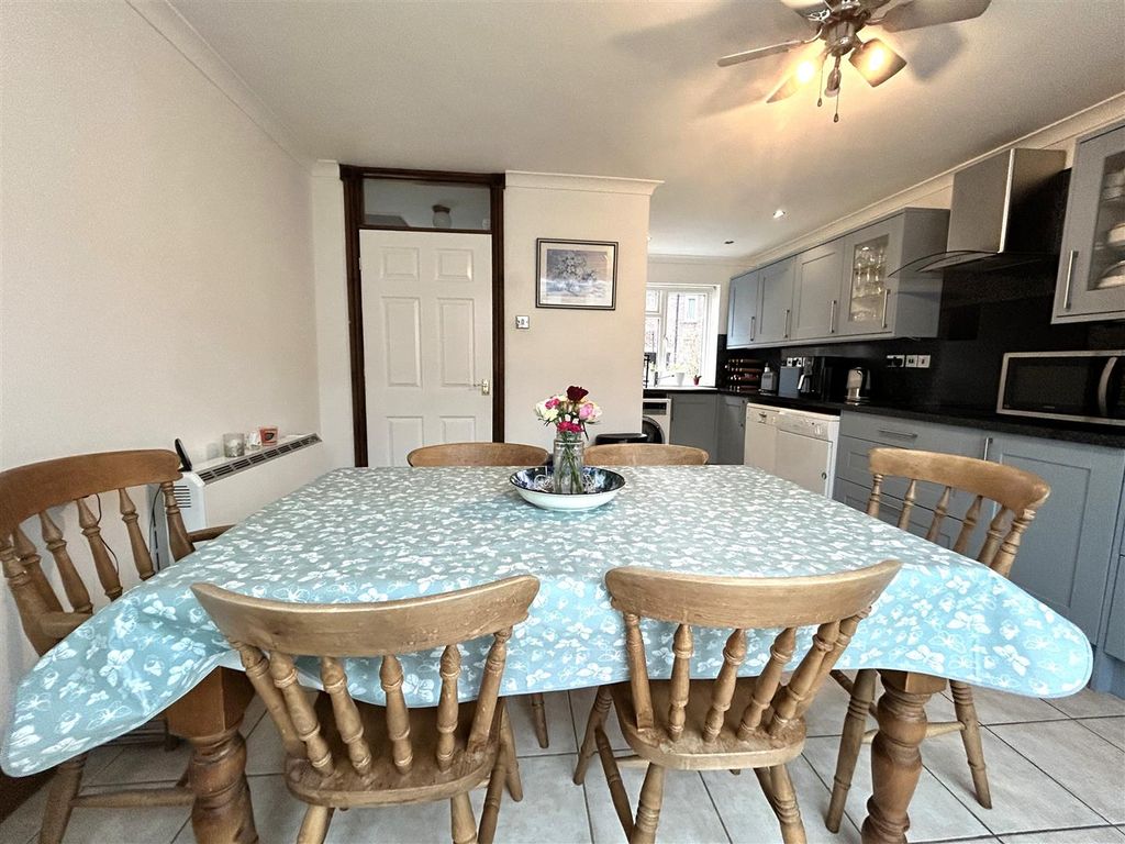 Additional image 7 of 3 bed terraced house for saleWesterleigh Close, Chippenham SN14