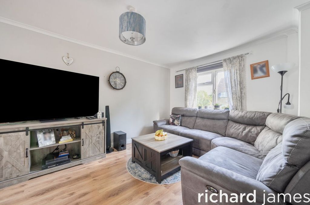 Additional image 2 of 3 bed terraced house for saleCowdrey Close, Toothill, Swindon SN5