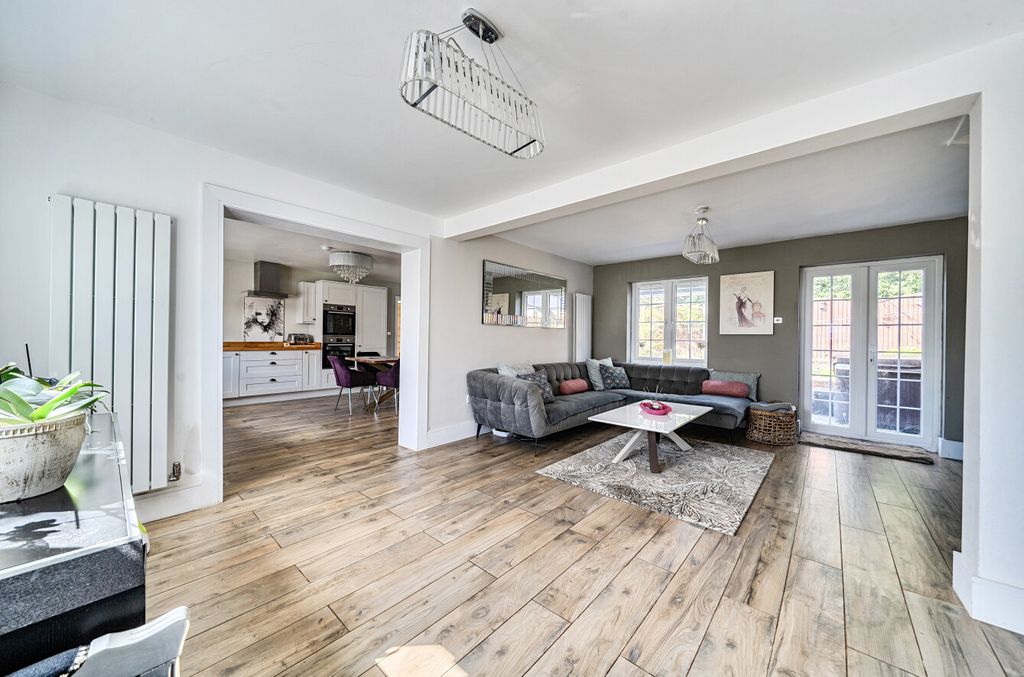 Additional image 2 of 4 bed detached house for saleRectory Close, Bracknell, Berkshire RG12