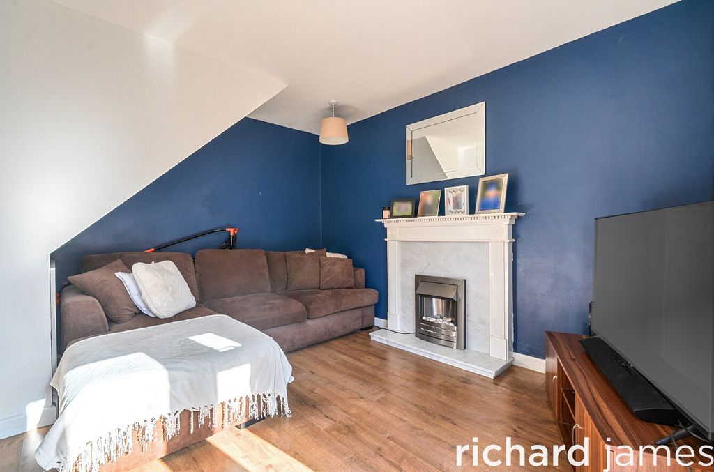 Additional image 7 of 2 bed terraced house for saleGrandison Close, The Prinnels, Swindon SN5