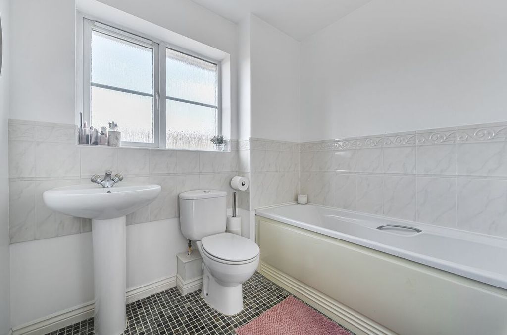 Additional image 6 of 4 bed detached house for saleHatch Road, Upper Stratton, Swindon SN3