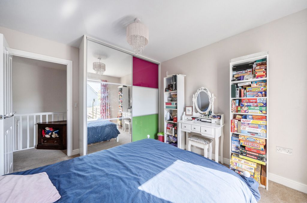 Additional image 7 of 4 bed detached house for saleTornado Chase, Bracknell, Berkshire RG12
