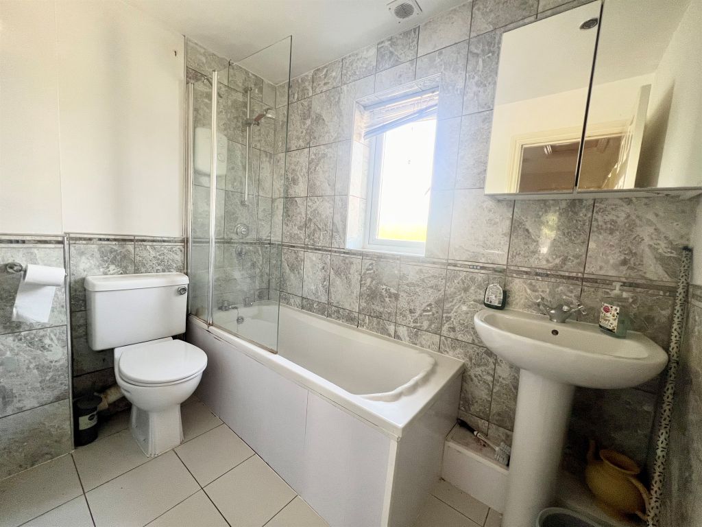 Additional image 5 of 3 bed semi-detached house for salePartridge Way, Old Sarum, Salisbury SP4