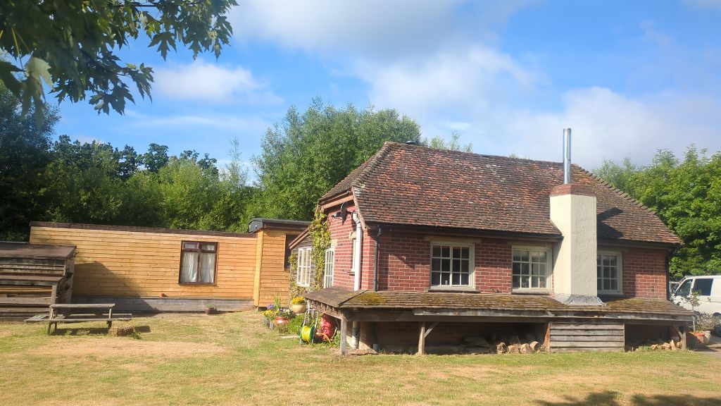 3 bed detached house for saleBracknell Road, Warfield, Bracknell RG42