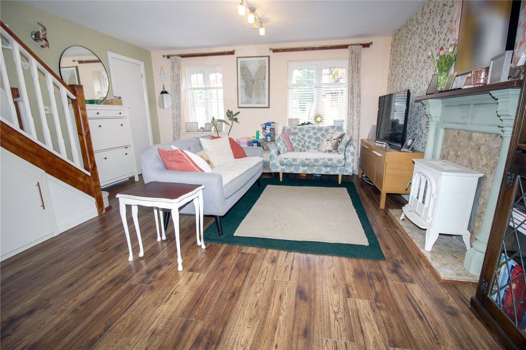 Additional image 2 of 3 bed semi-detached house for saleThornhill Drive, St Andrews Ridge, Swindon, Wiltshire SN25