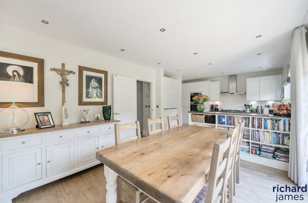 Additional image 10 of 4 bed detached house for saleBiddestone Avenue, Coate, Swindon SN3