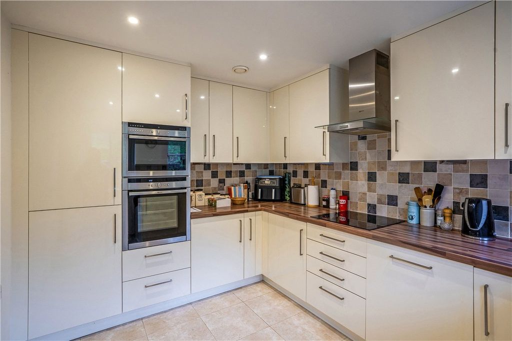 Additional image 3 of 2 bed terraced house for saleWye House Gardens, Barn Street, Marlborough, Wiltshire SN8