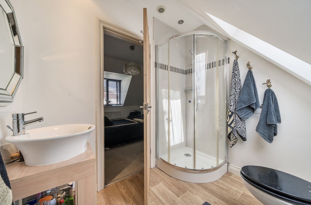 Additional image 18 of 4 bed detached house for saleBroome Manor Lane, Old Town, Swindon SN3