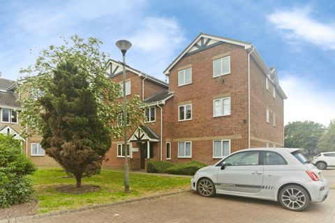 Heathfield Drive, Mitcham CR4