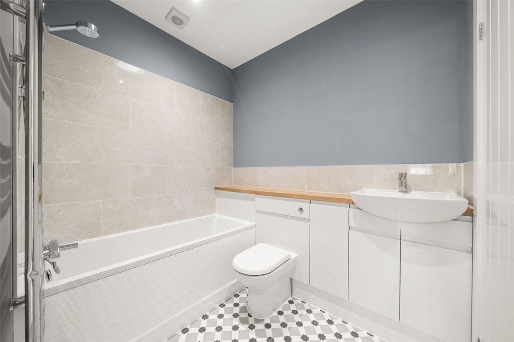 Additional image 11 of 3 bed bungalow for saleNapier Road, Crowthorne, Berkshire RG45