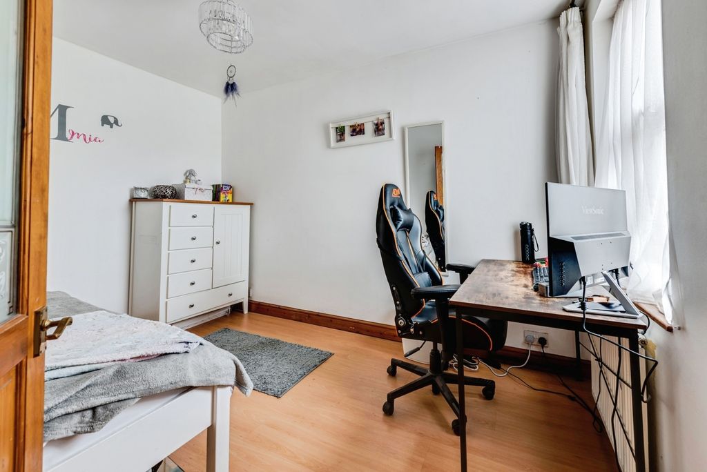 Additional image 16 of 2 bed terraced house for saleLinslade Street, Swindon, Wiltshire SN2