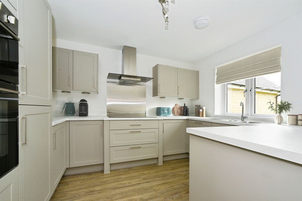 Additional image 2 of 4 bed detached house for saleBarley Close, Chippenham SN15