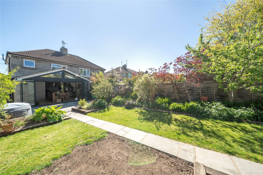Additional image 14 of 3 bed semi-detached house for saleKing Alfred Street, Chippenham, Wiltshire SN15