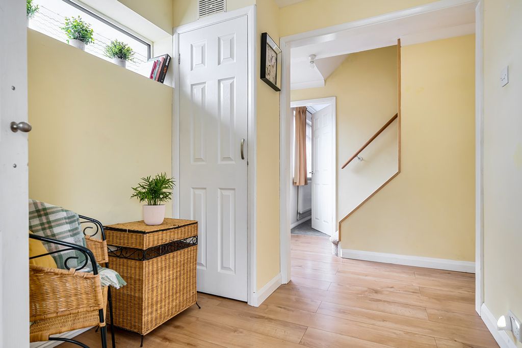 Additional image 4 of 3 bed detached house for saleAvon Road, Melksham SN12