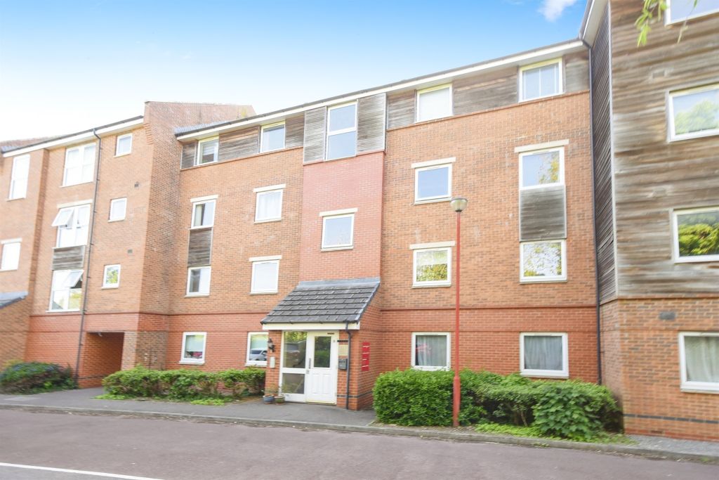 Additional image 12 of 2 bed flat for saleChain Court, Swindon SN1