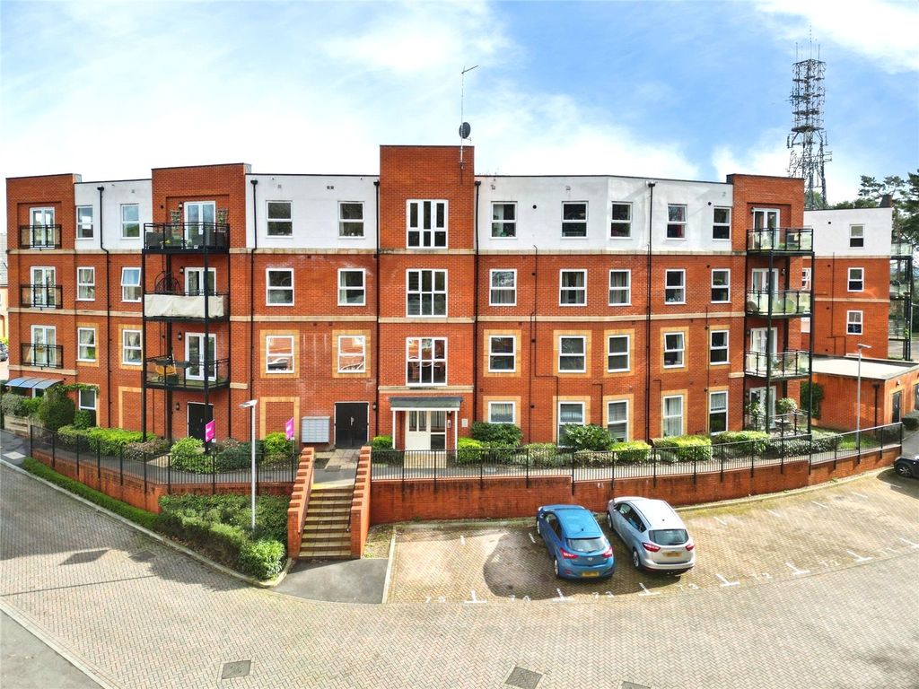 Additional image 13 of 1 bed flat for saleEdrich Grange, Crowthorne, Berkshire RG45