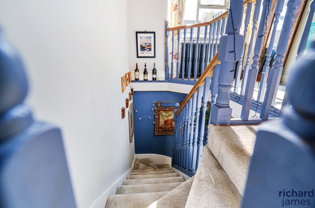 Additional image 15 of 6 bed detached house for saleHigh Street, Royal Wootton Bassett SN4